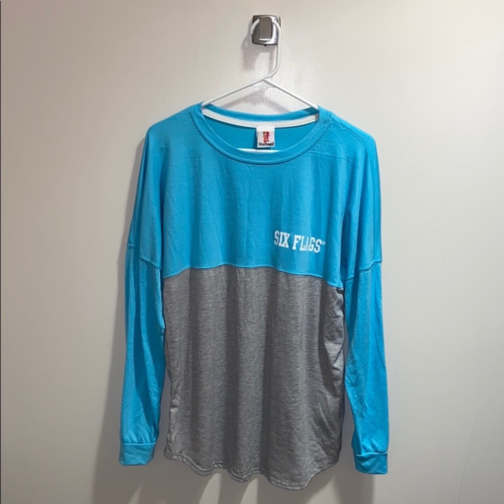 Long sleeve tee
